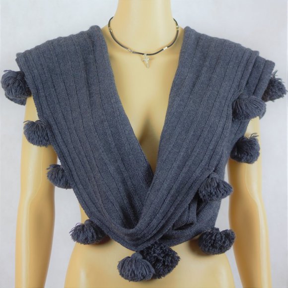 Banana Republic, New Infinity Merino Wool Scarf - Picture 1 of 14